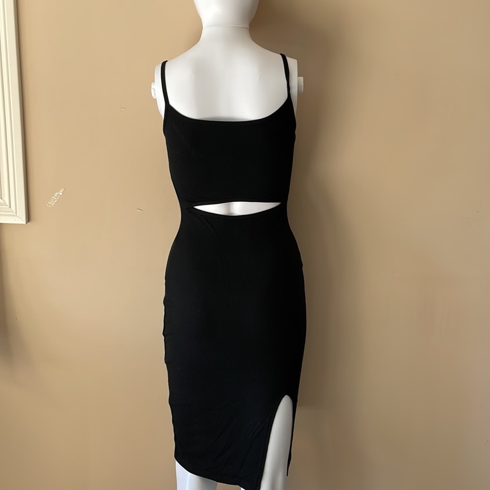 Black cut out halter dress XS New - Picture 4 of 7
